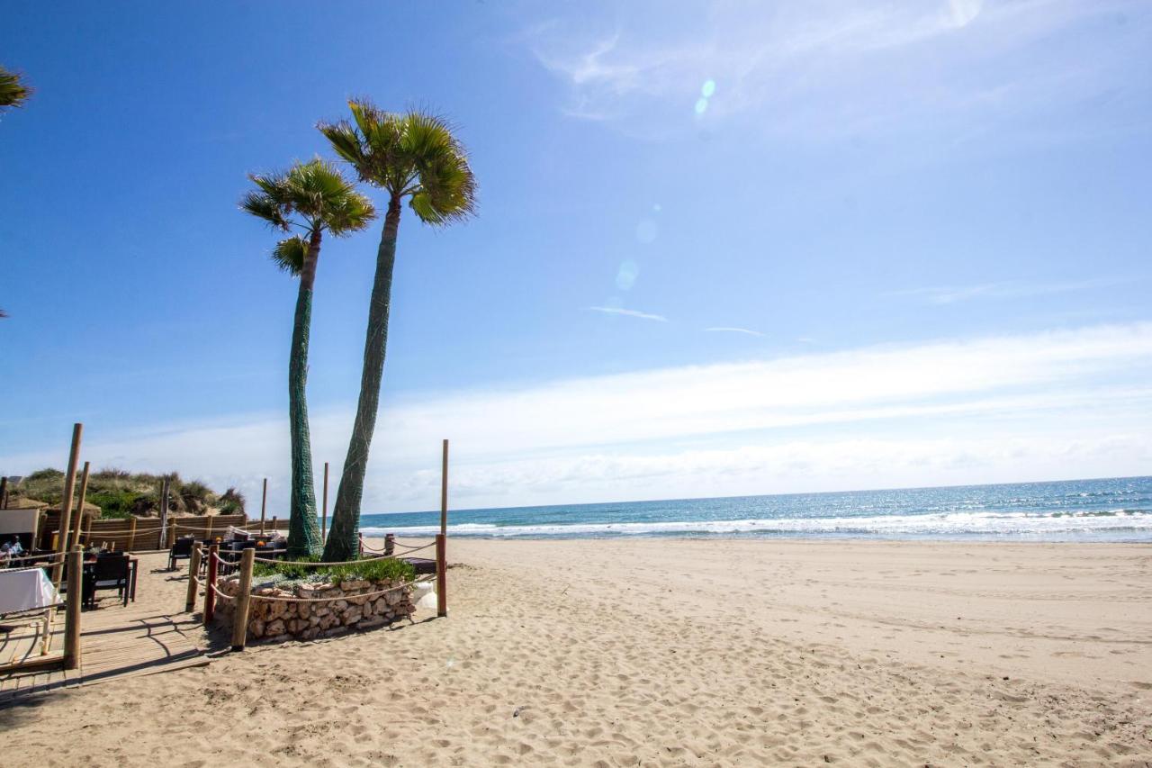 Perfectly Located Beachside Apartment In Elviria Marbella Exteriér fotografie