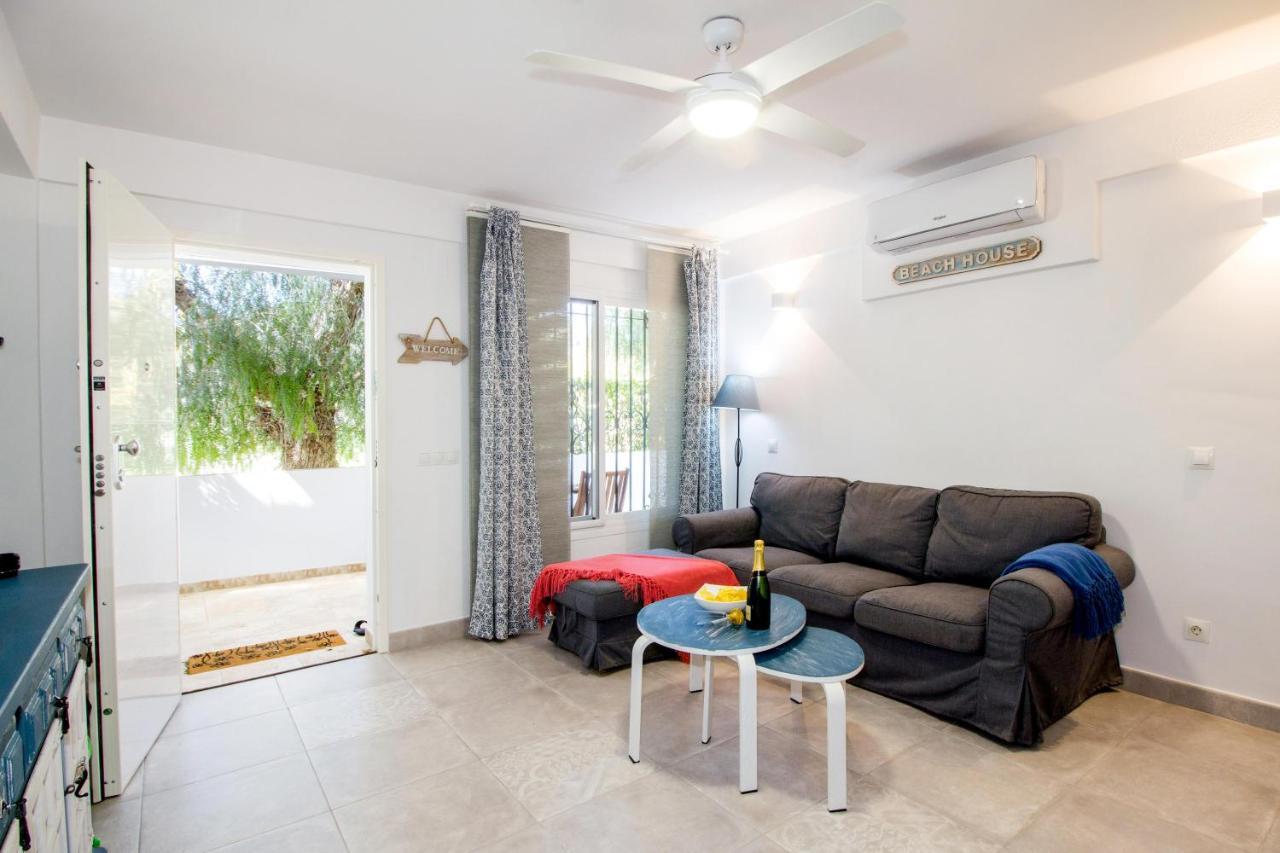 Perfectly Located Beachside Apartment In Elviria Marbella Exteriér fotografie