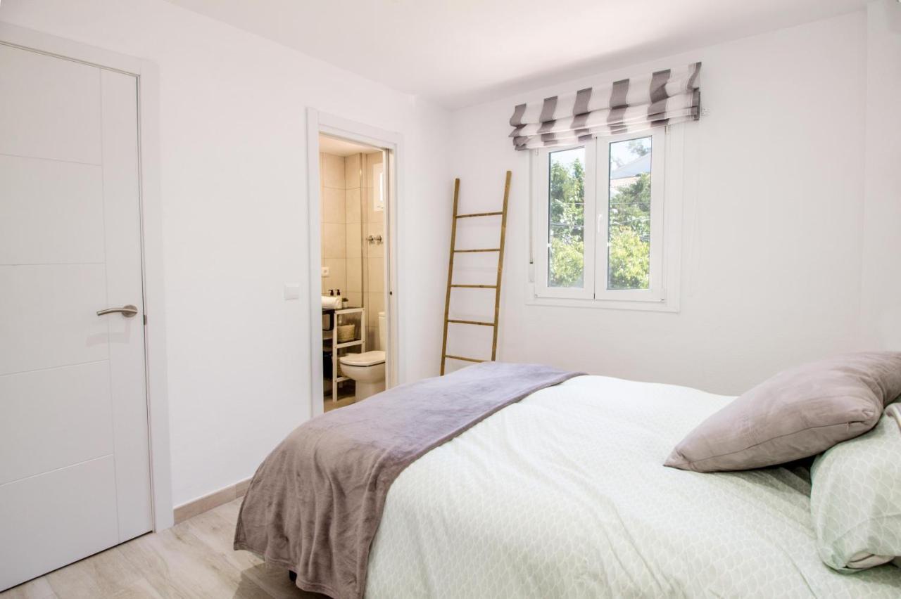 Perfectly Located Beachside Apartment In Elviria Marbella Exteriér fotografie