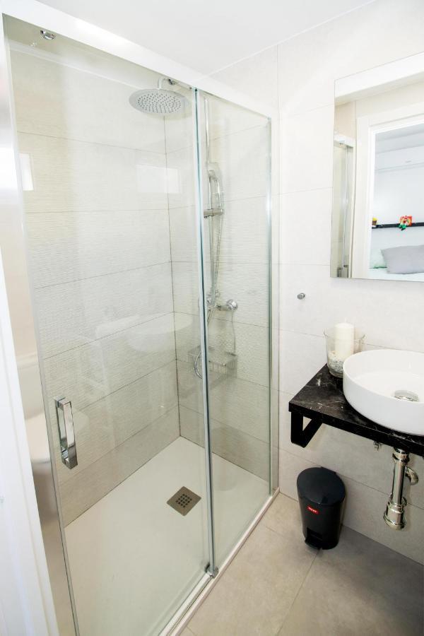 Perfectly Located Beachside Apartment In Elviria Marbella Exteriér fotografie